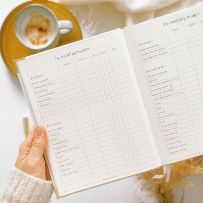 Ivory Cloth Wedding Planner