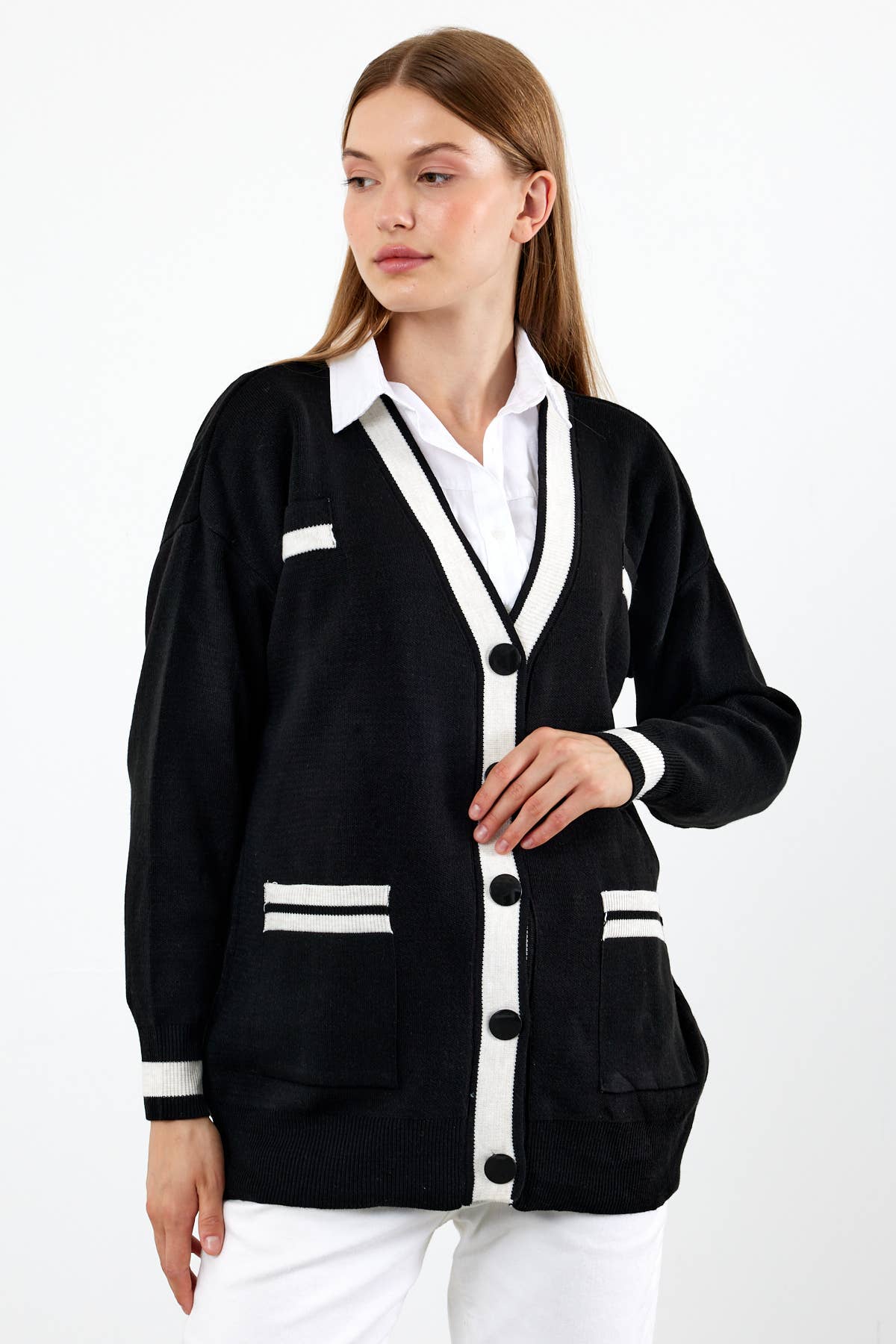 Versatile Knit Cardigan
