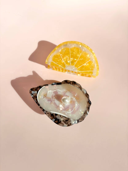 Oyster Claw Clip with Pearl detail