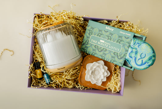 Gift set with diffuser and eye mask