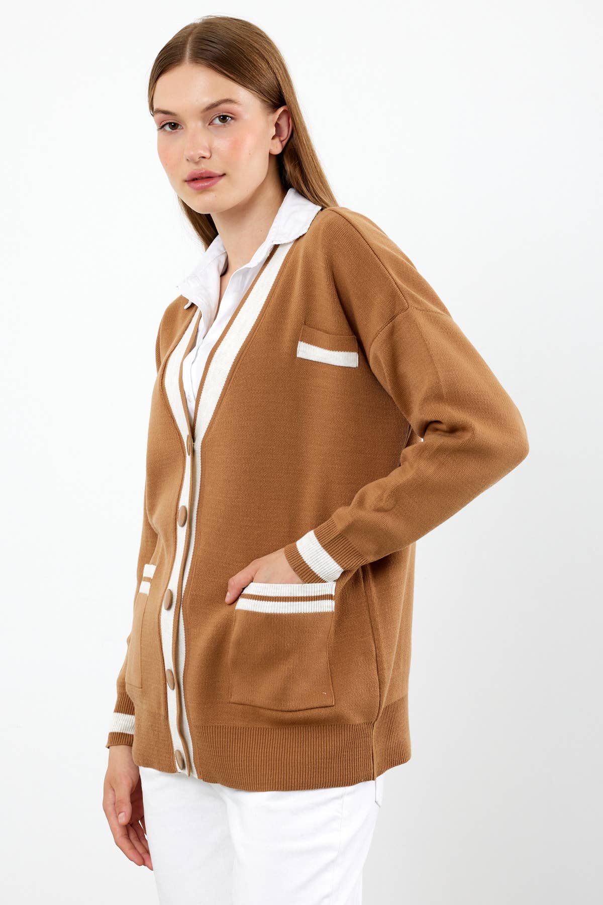 Versatile Knit Cardigan